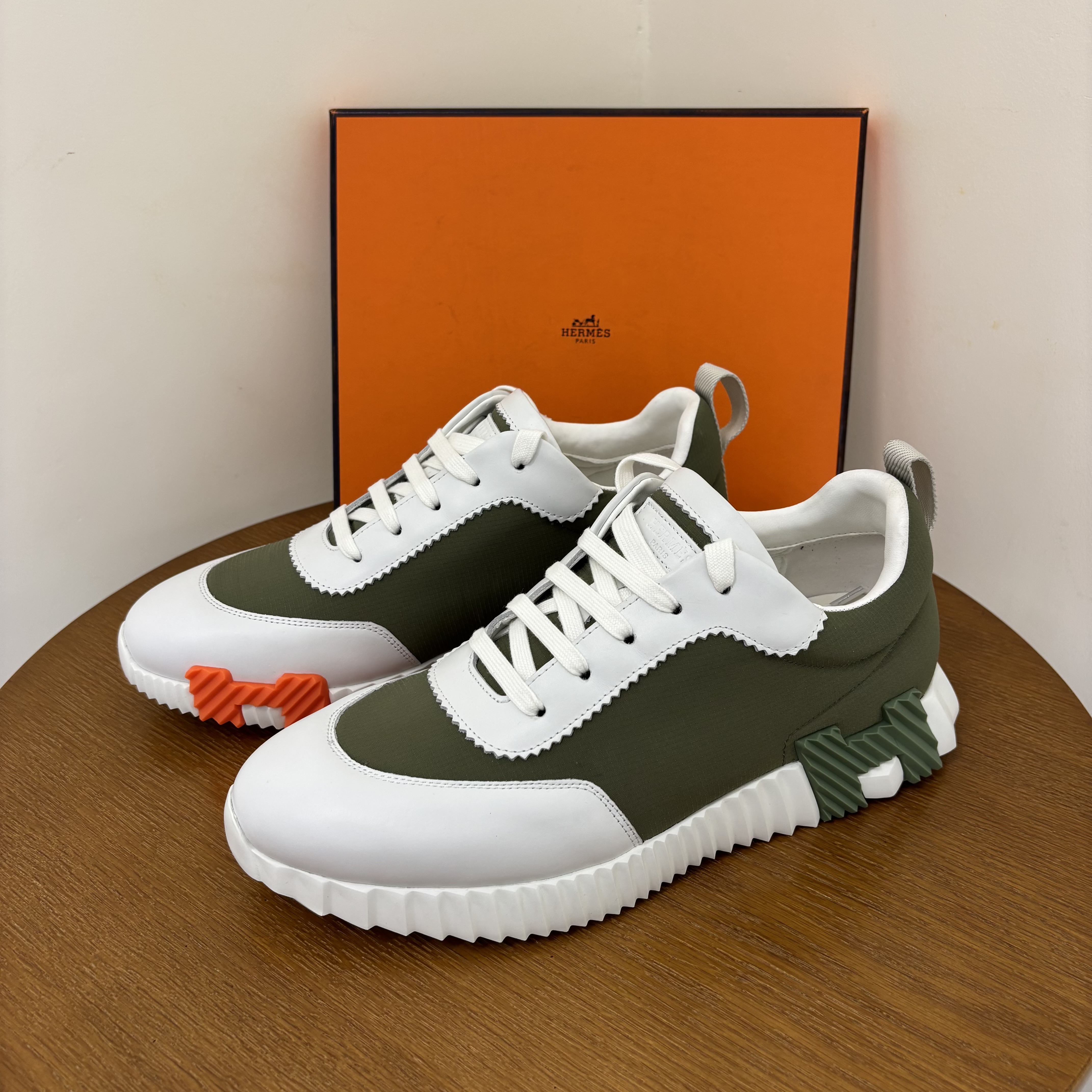 Hermes Bouncing