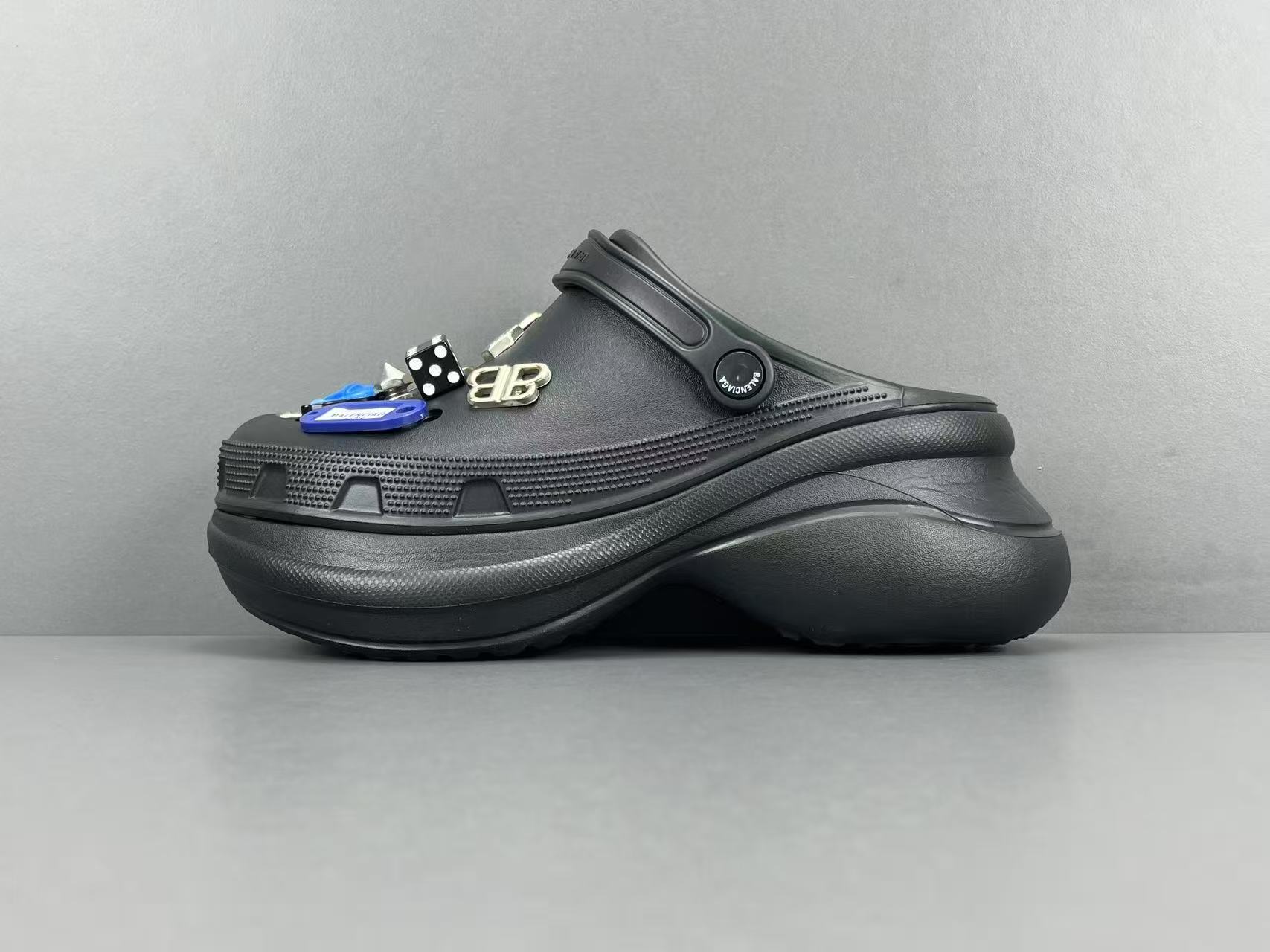 Crocs x Balenciaga