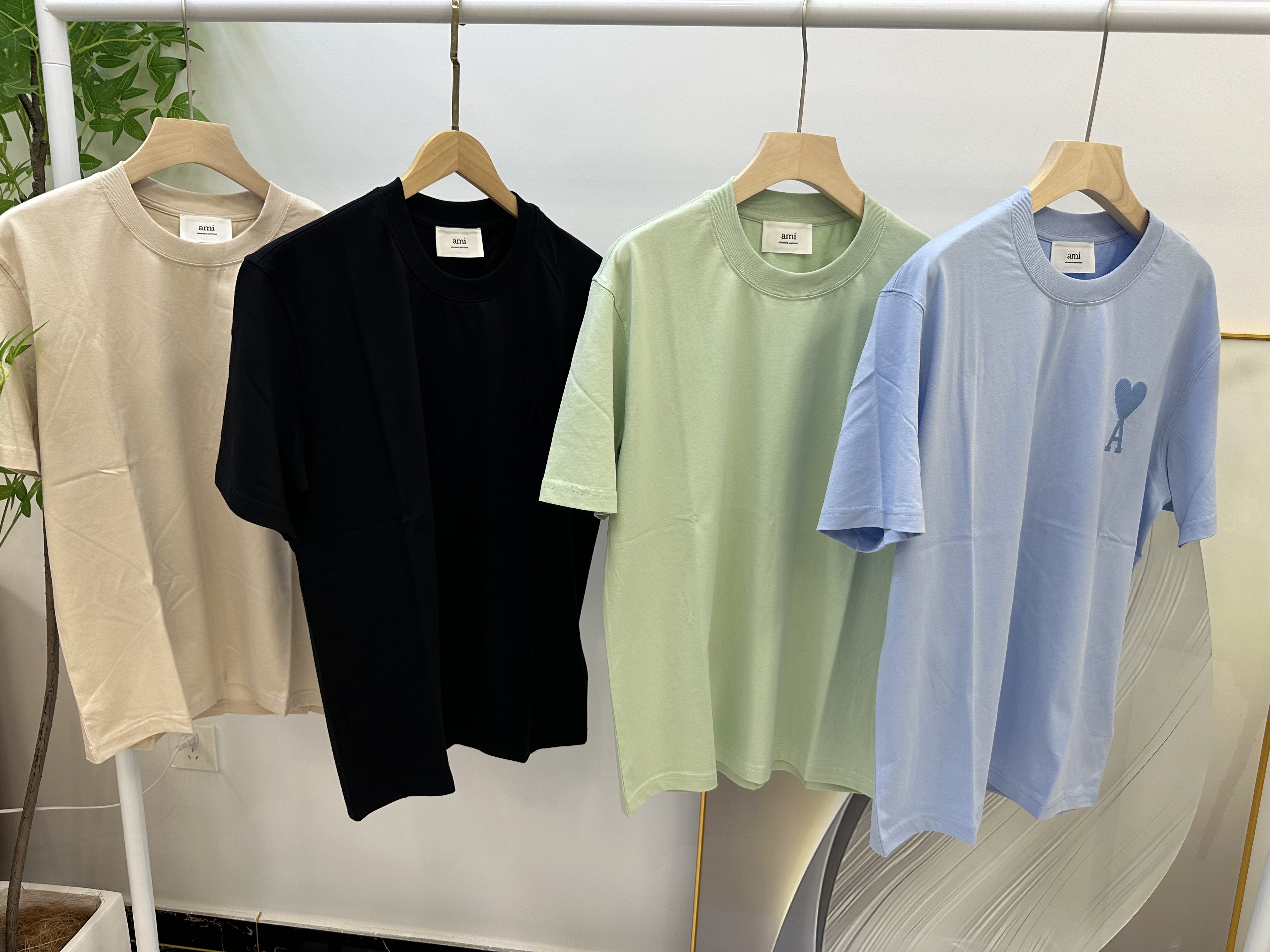 AMI T-shirt