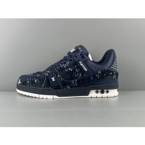 Lv Trainer