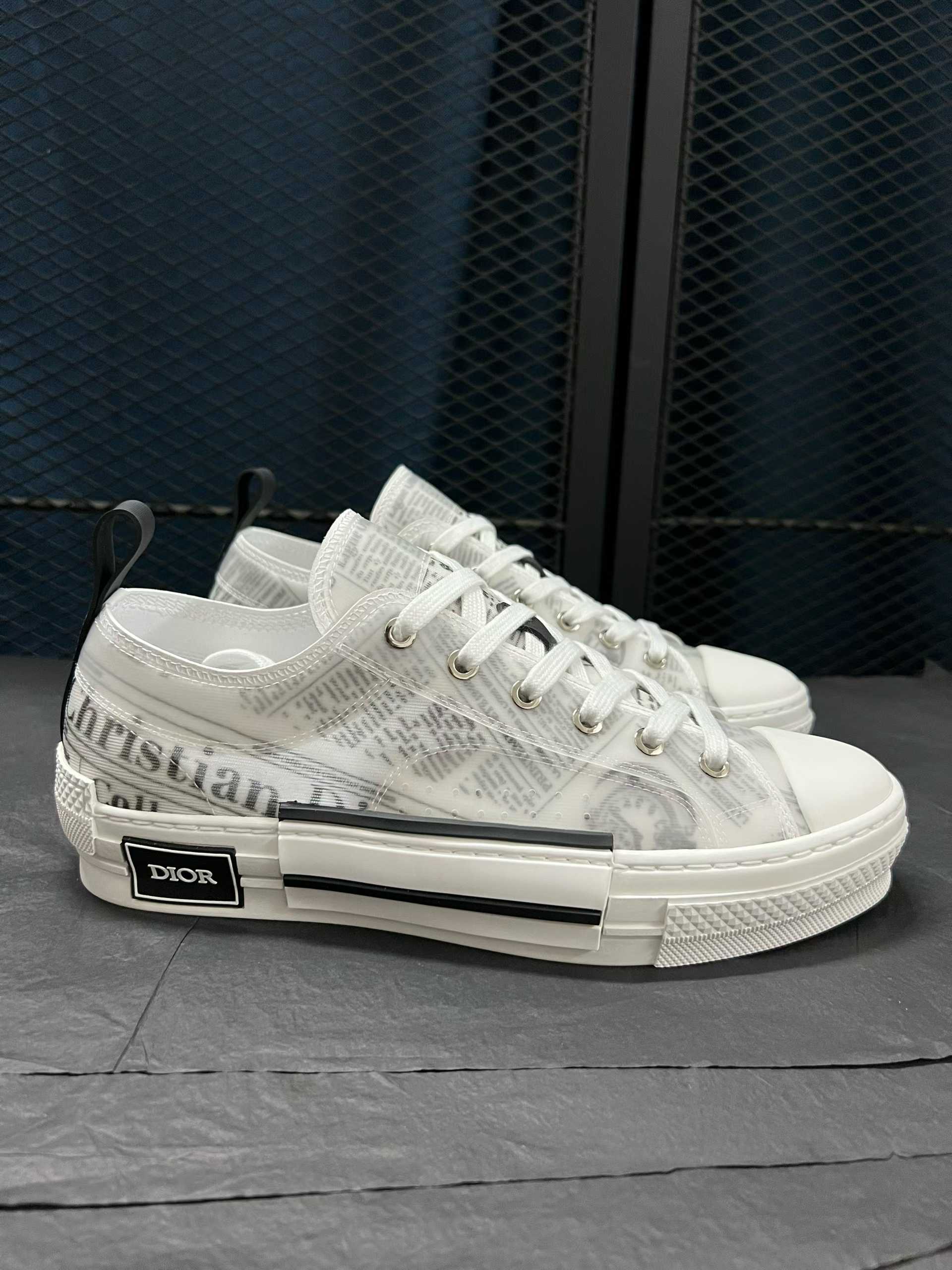 Dior B23