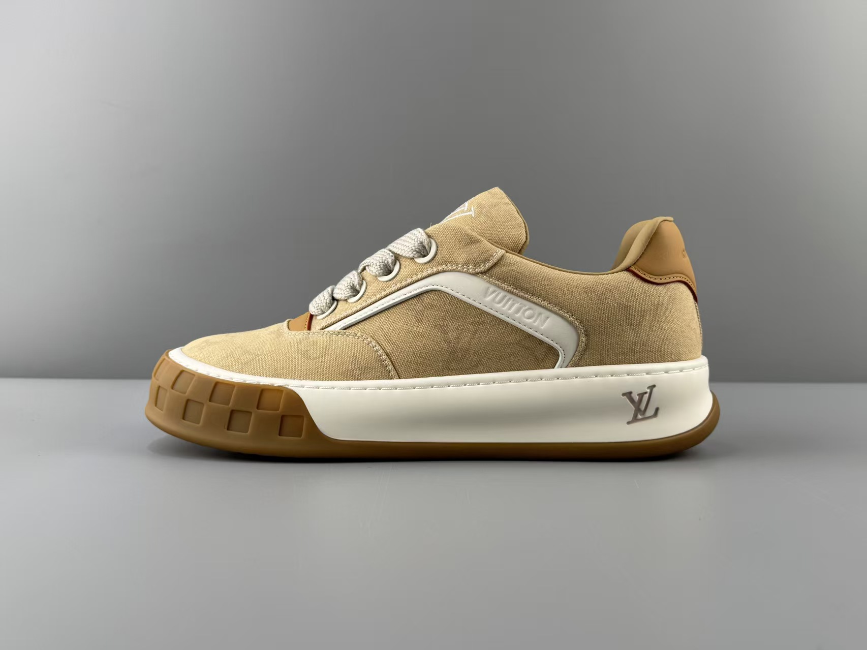 LV Tiltde