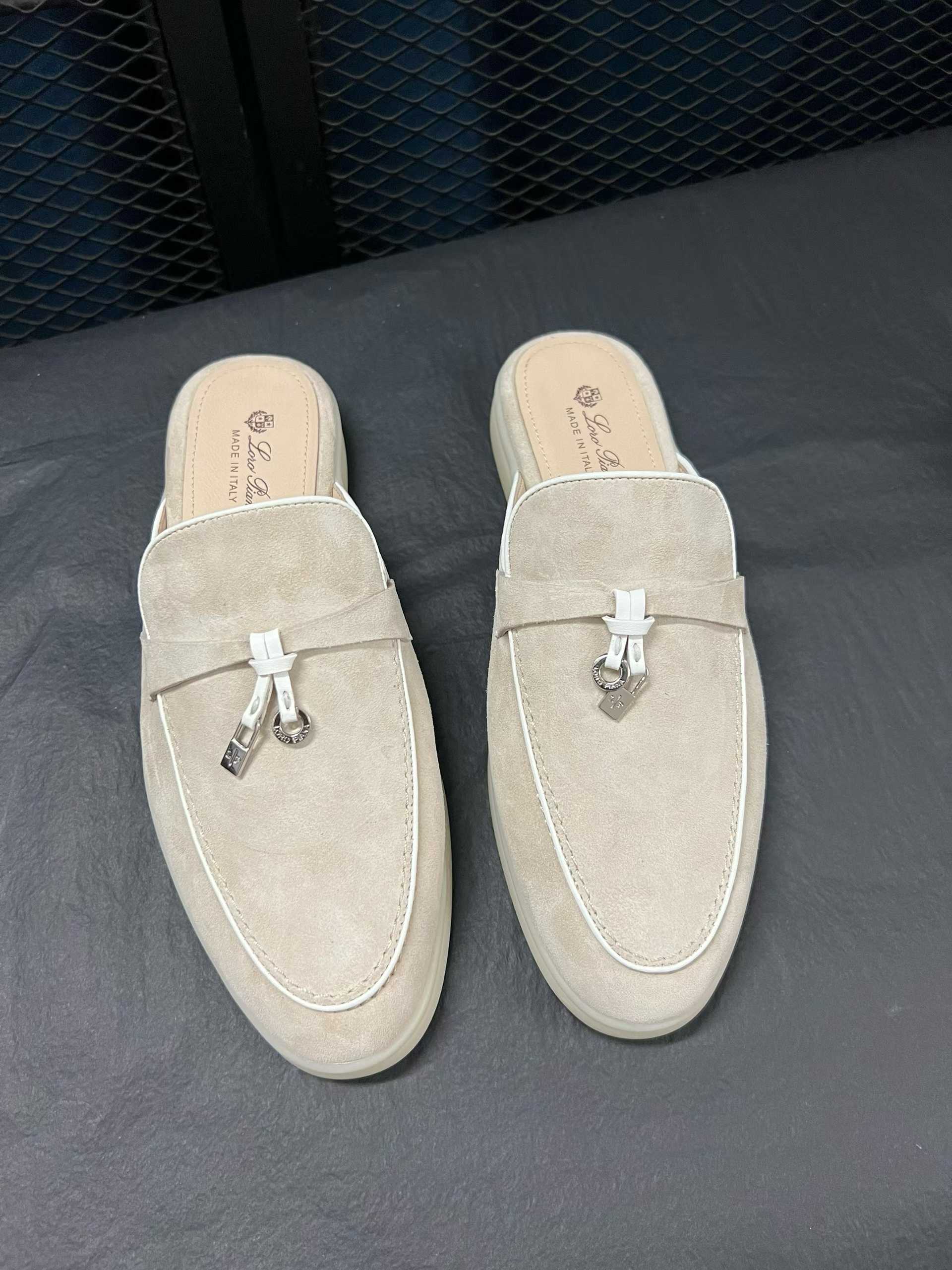 Loro Piana Travel Moc