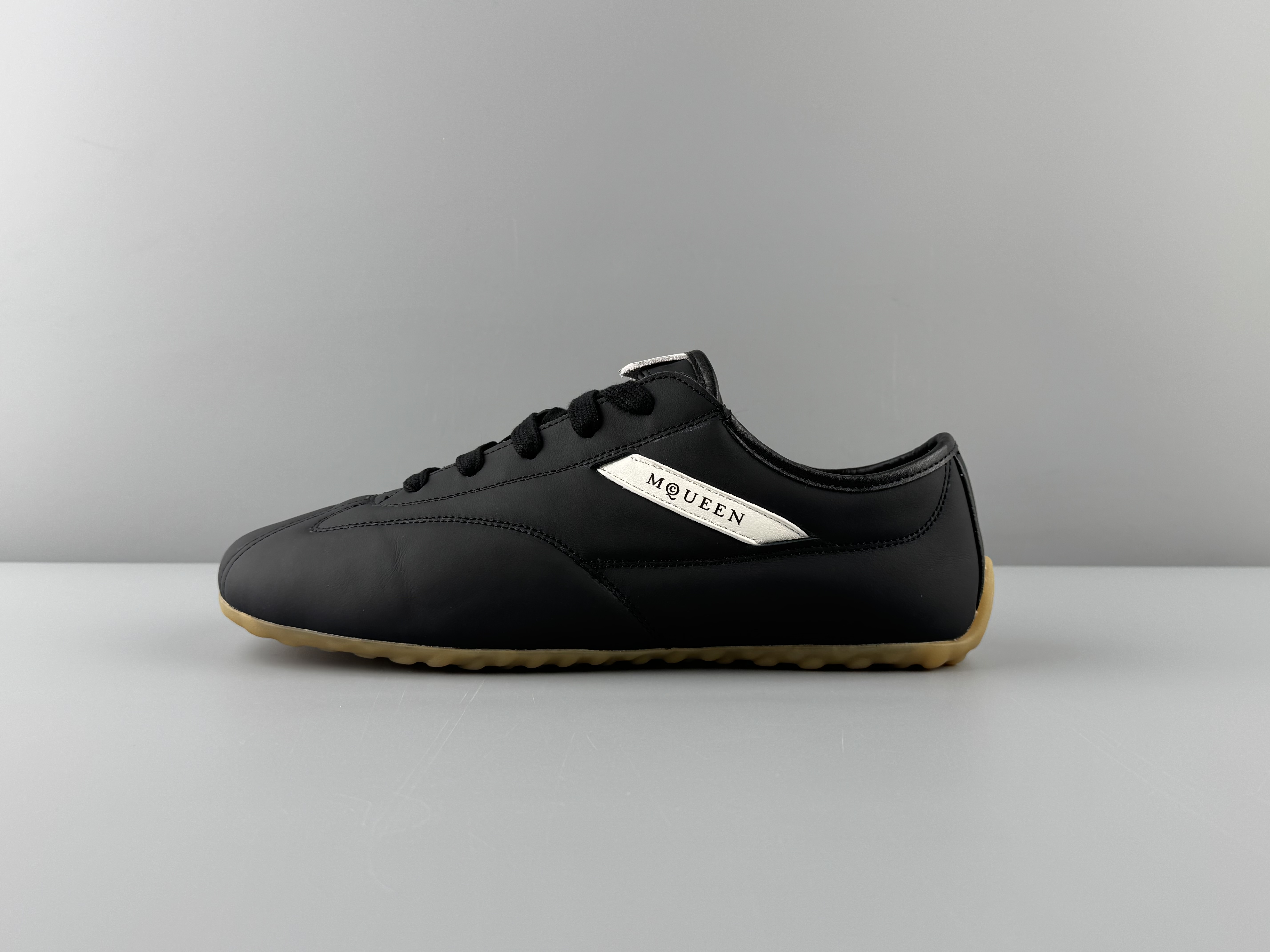 Alexander McQueen Boxe