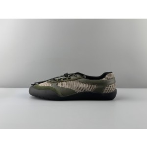 Prada Speedrock