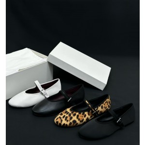 THE ROW Shose