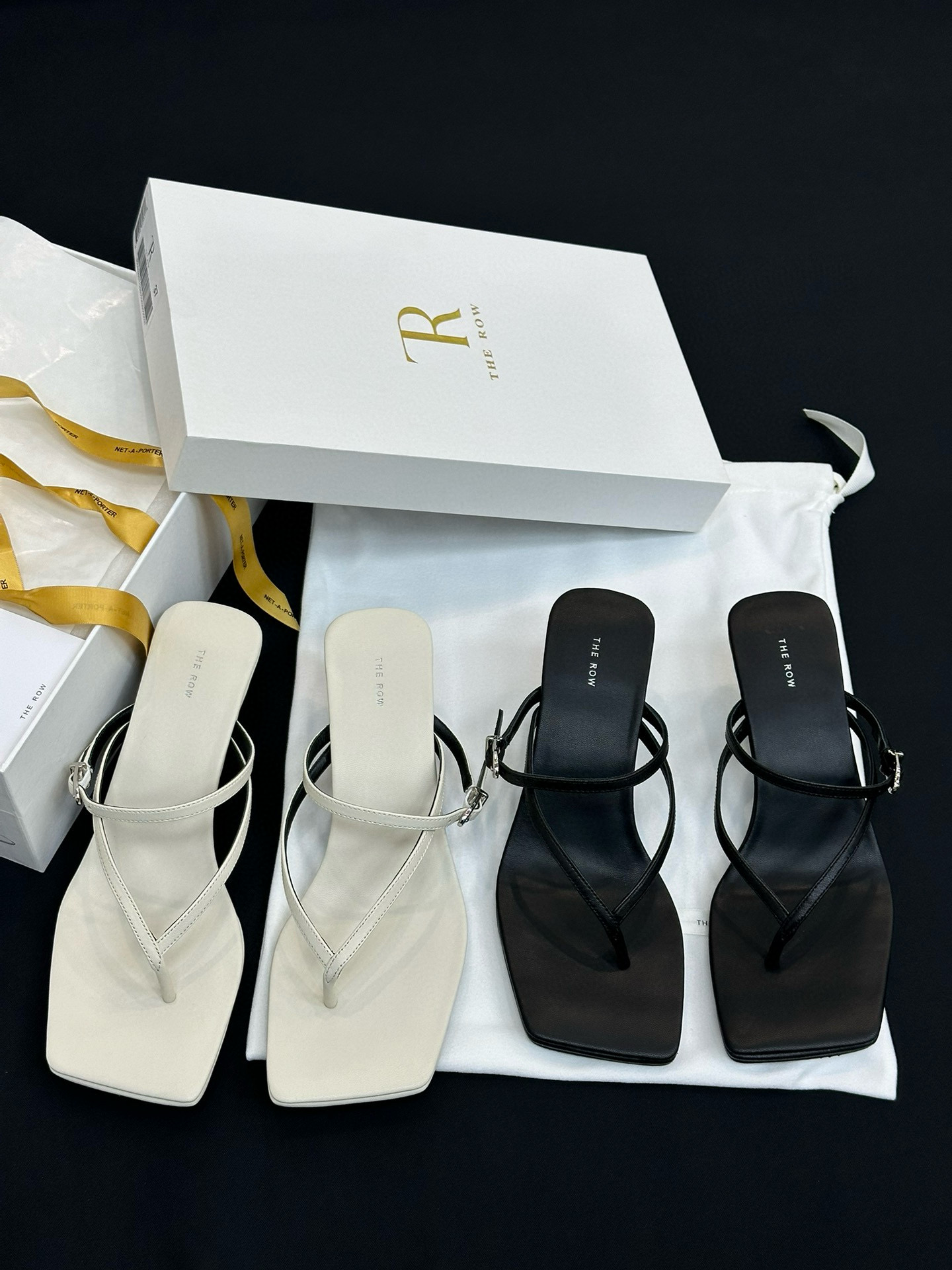 THE ROW Shose