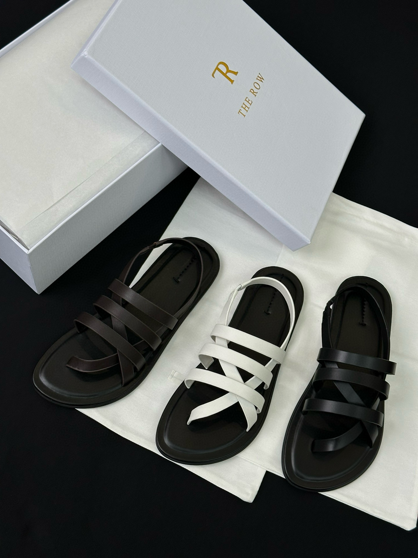 THE ROW Shose