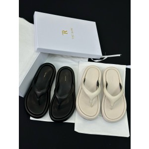 THE ROW Shose