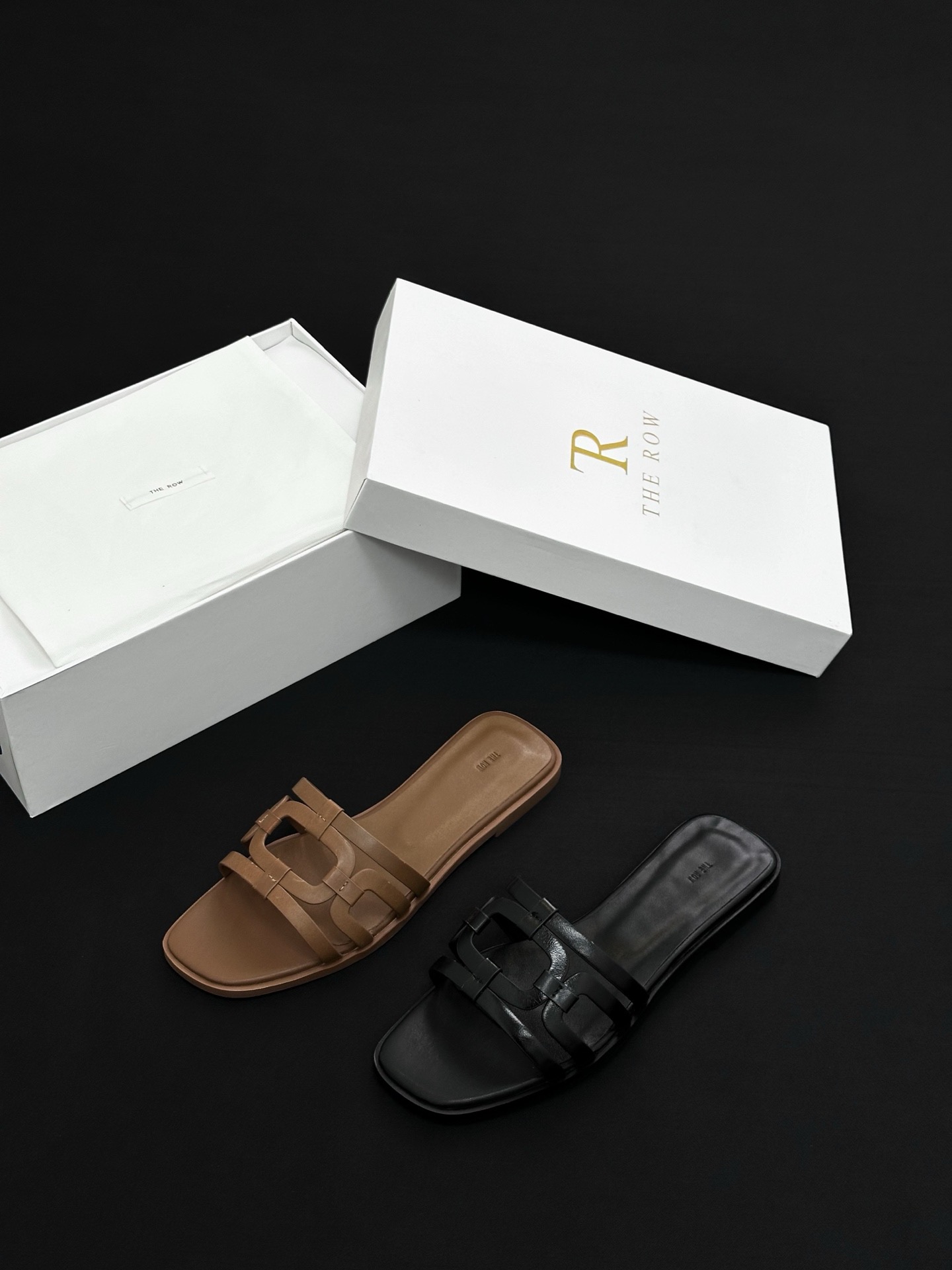 THE ROW Shose