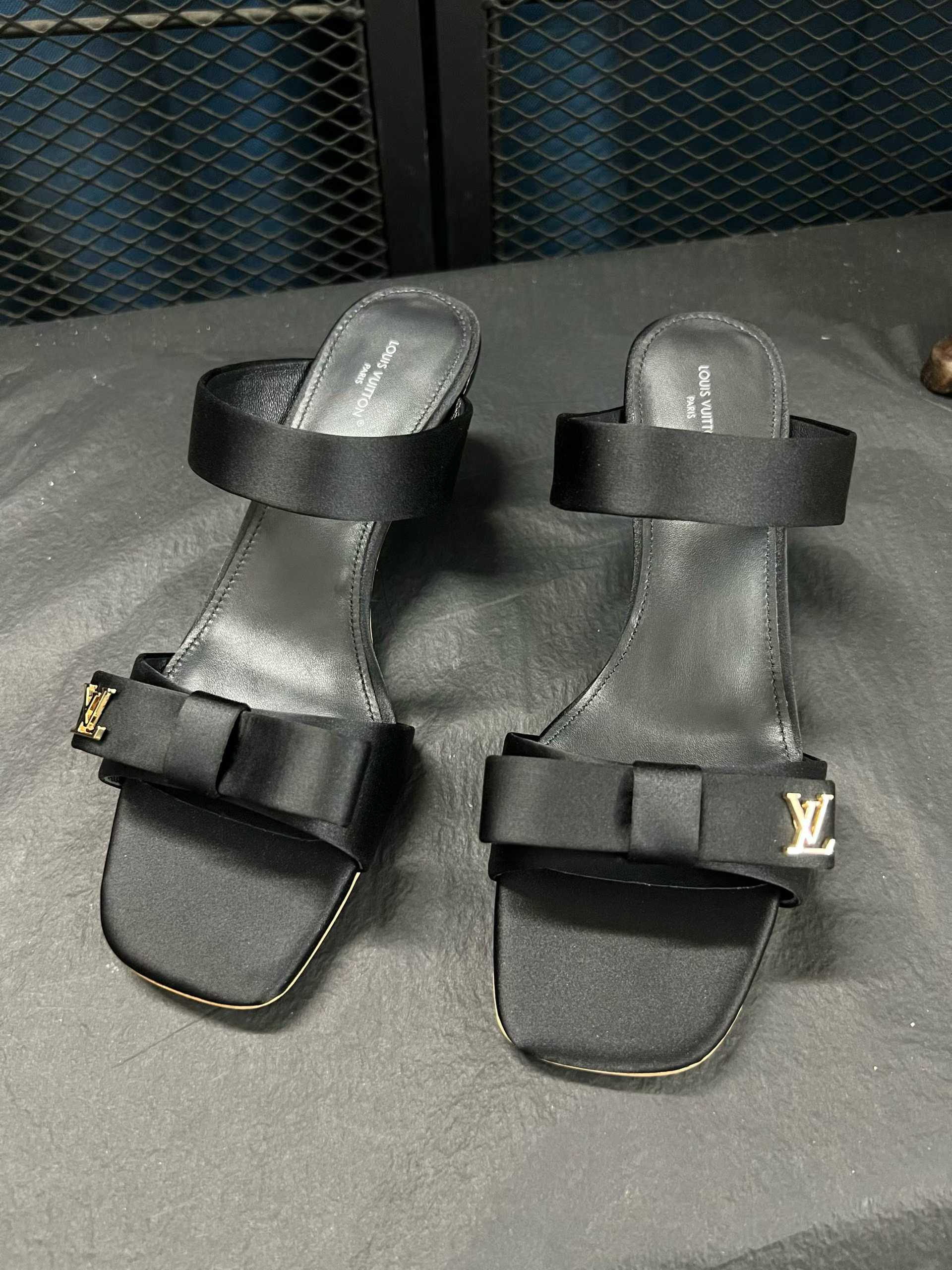 LV Shoes
